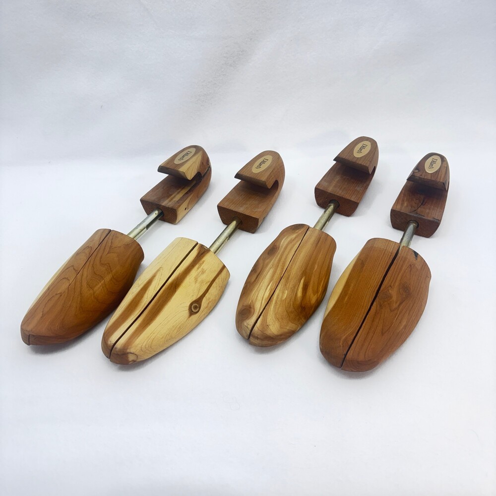 Dillard's Wooden Shoe Trees Set of 4 with Adjustable Metal Shafts